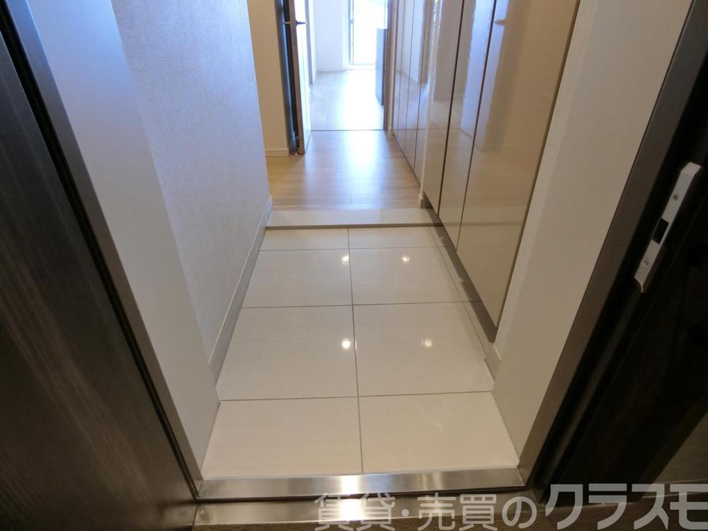 15/30 玄関