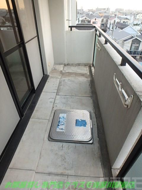 16/23 バルコニー