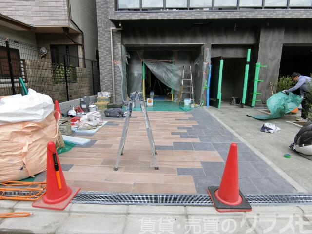 2/3 エントランス