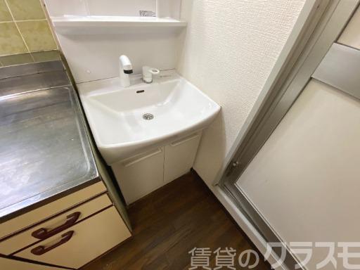 13/23 洗面