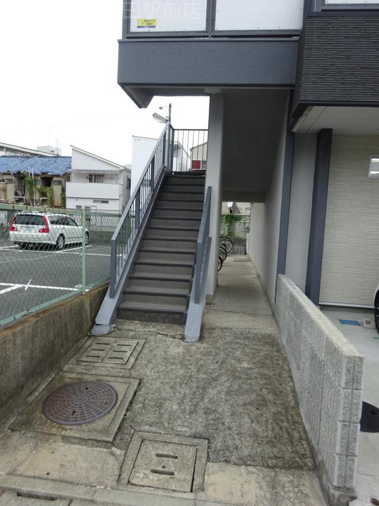 21/25 エントランス