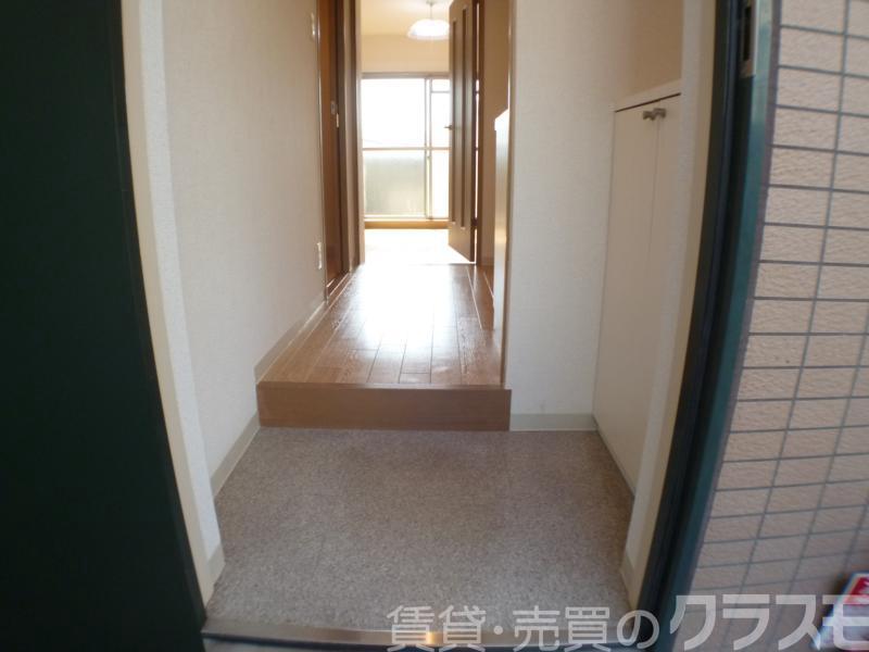 17/30 玄関