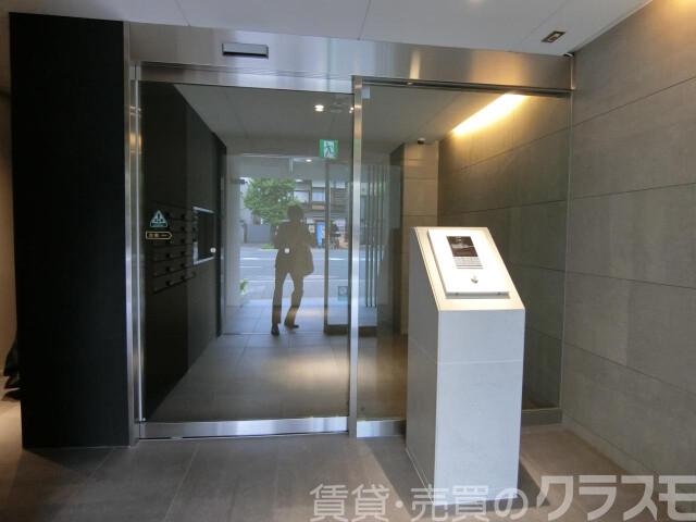 2/4 エントランス