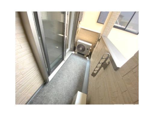 17/27 バルコニー