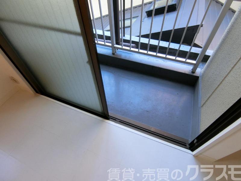 25/30 バルコニー