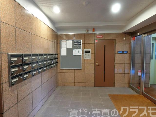 2/5 エントランス