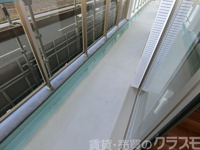 26/30 バルコニー