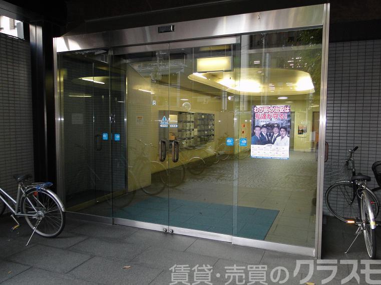 29/30 エントランス