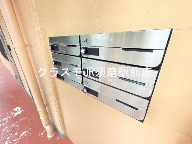 17/27 エントランス