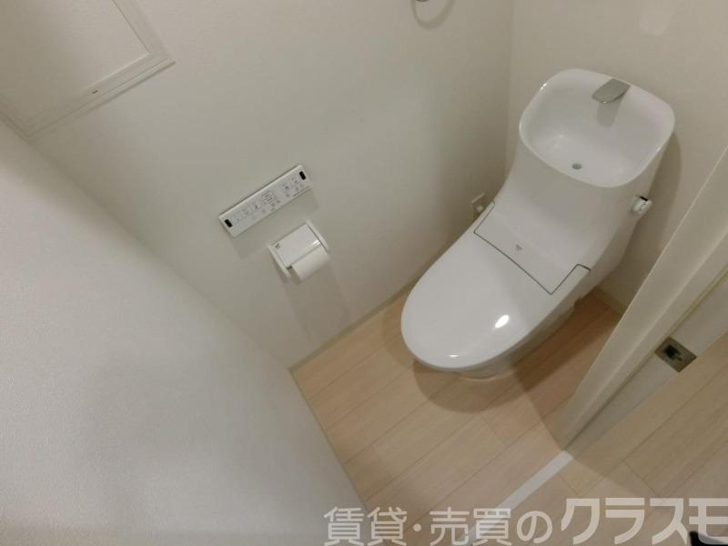 20/30 トイレ