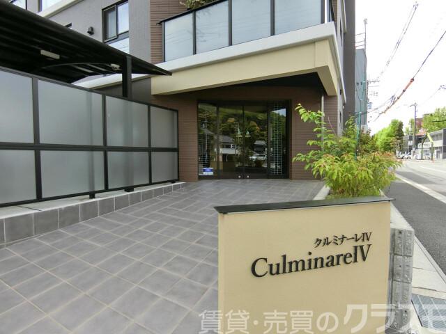 28/30 エントランス