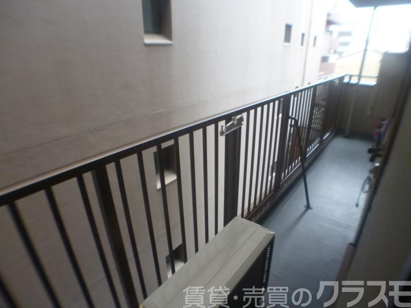 25/30 バルコニー