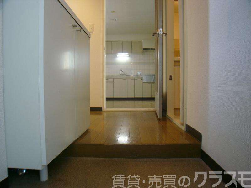 17/30 玄関