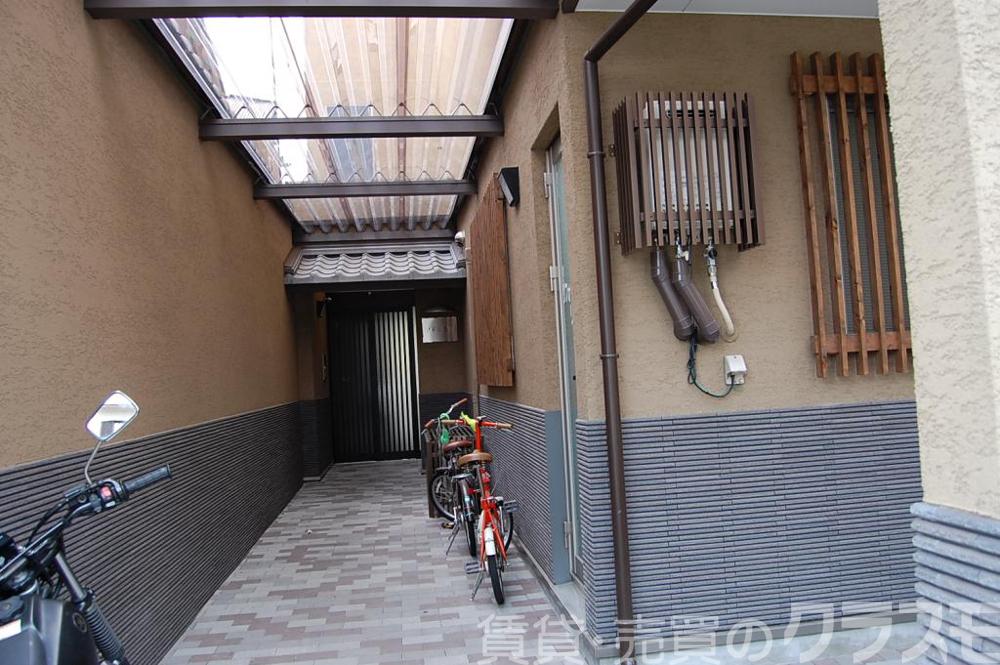 29/30 エントランス