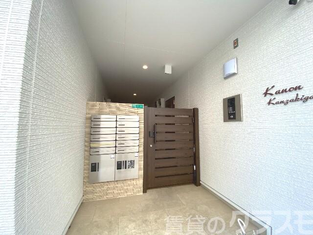 21/25 エントランス