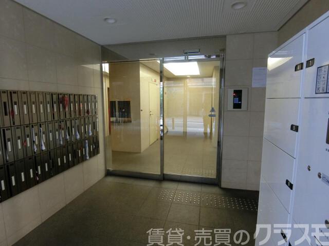 29/30 エントランス