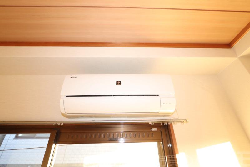 18/21 エントランス