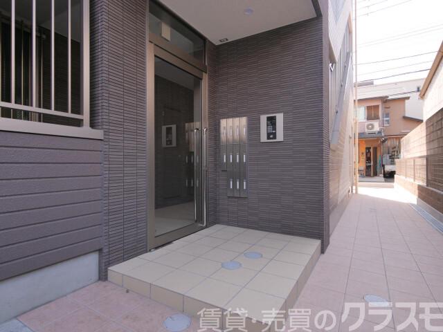 2/3 エントランス