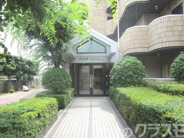 21/26 エントランス