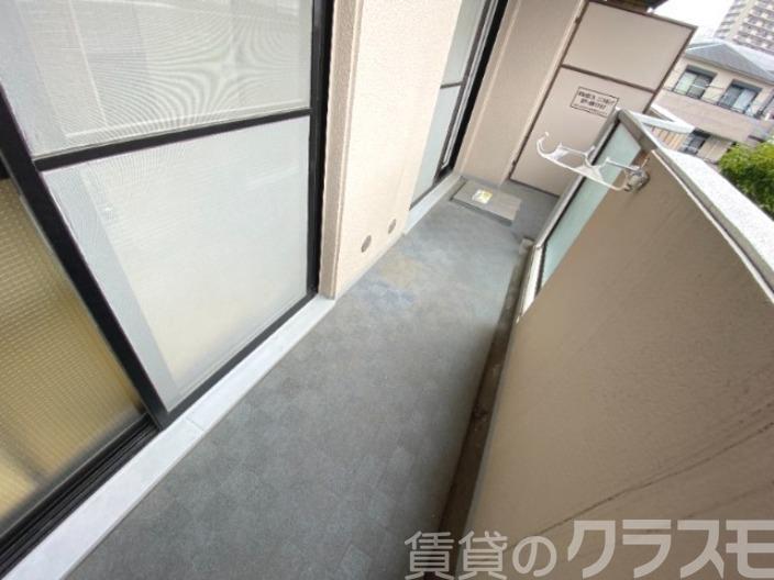 16/26 バルコニー