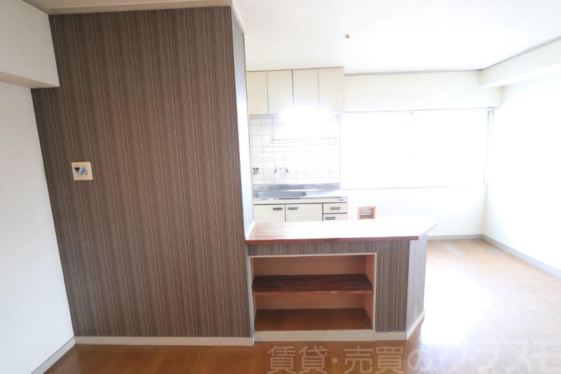 13/16 エントランス