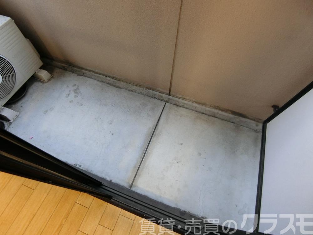 25/30 バルコニー