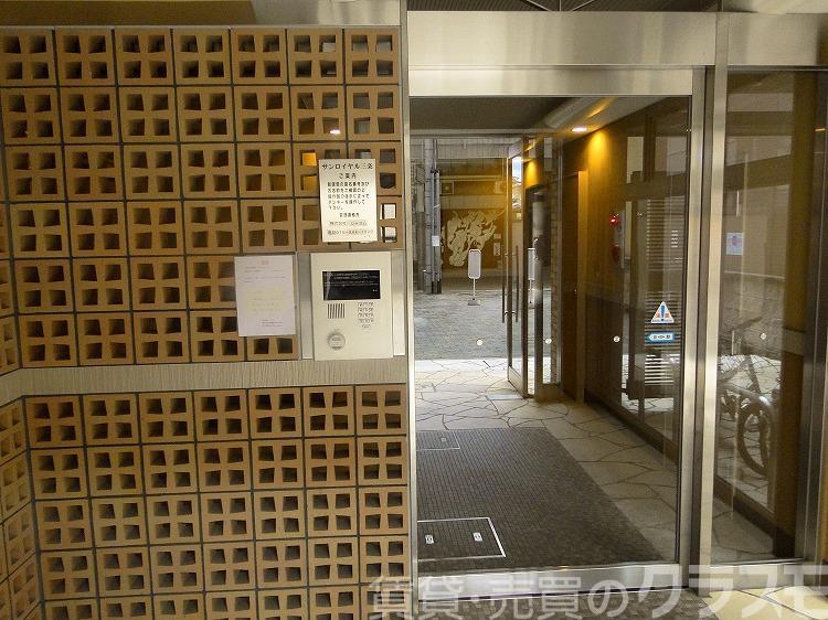 29/30 エントランス