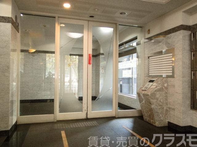 2/4 エントランス