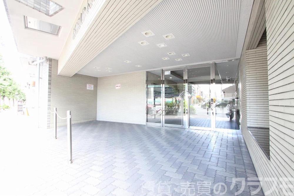 29/30 エントランス