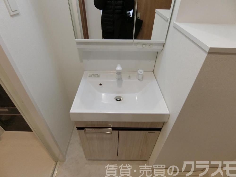 21/30 洗面