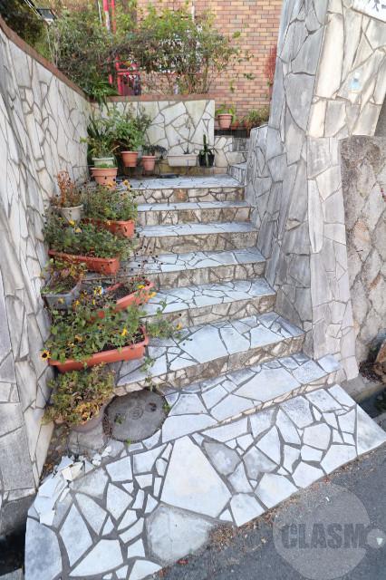 22/30 エントランス