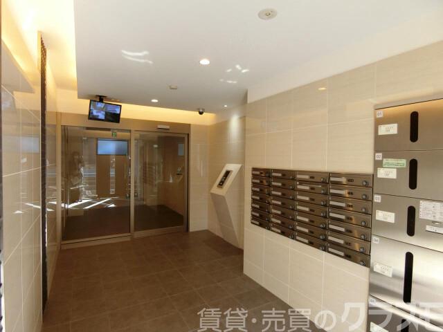 2/4 エントランス