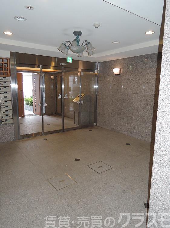 29/30 エントランス