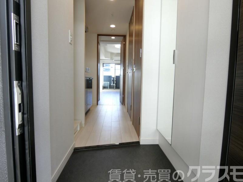 17/30 玄関