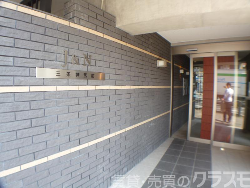 2/4 エントランス