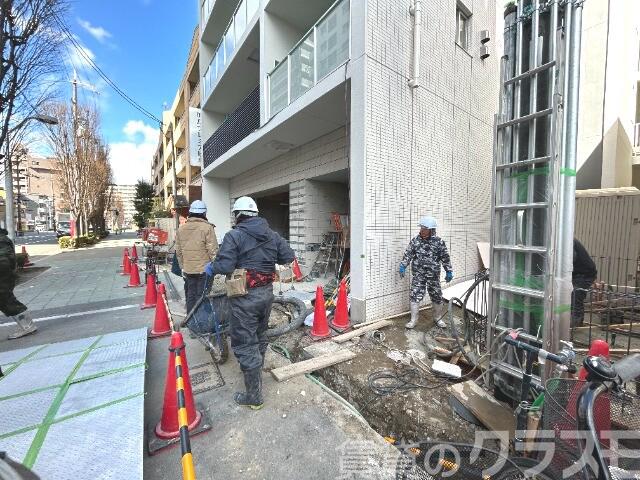 19/23 エントランス