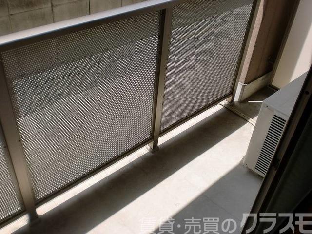 25/30 バルコニー