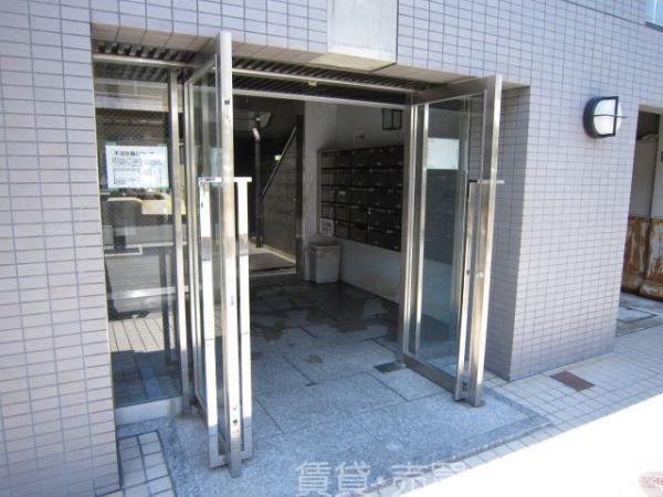 29/30 エントランス