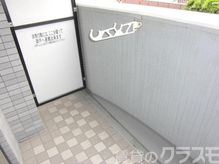 13/21 バルコニー