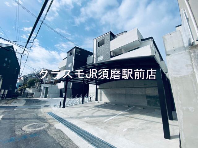 20/28 駐車場