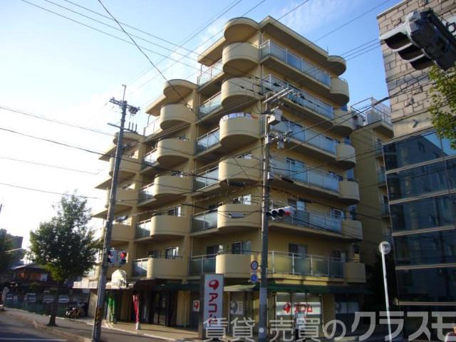 30/30 エントランス