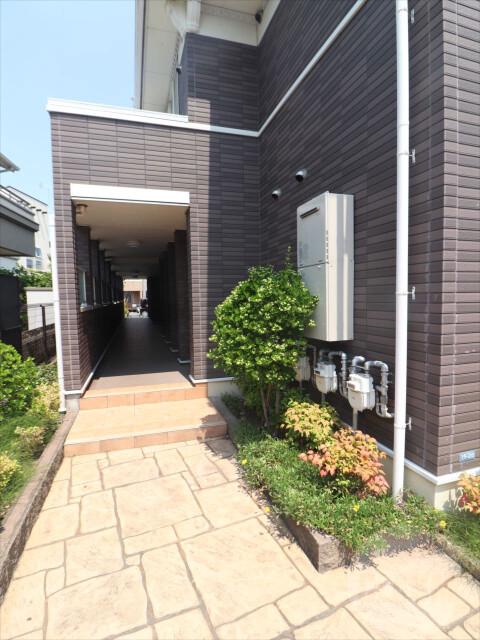 22/29 エントランス