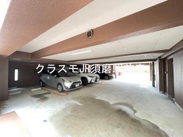 2/6 駐車場