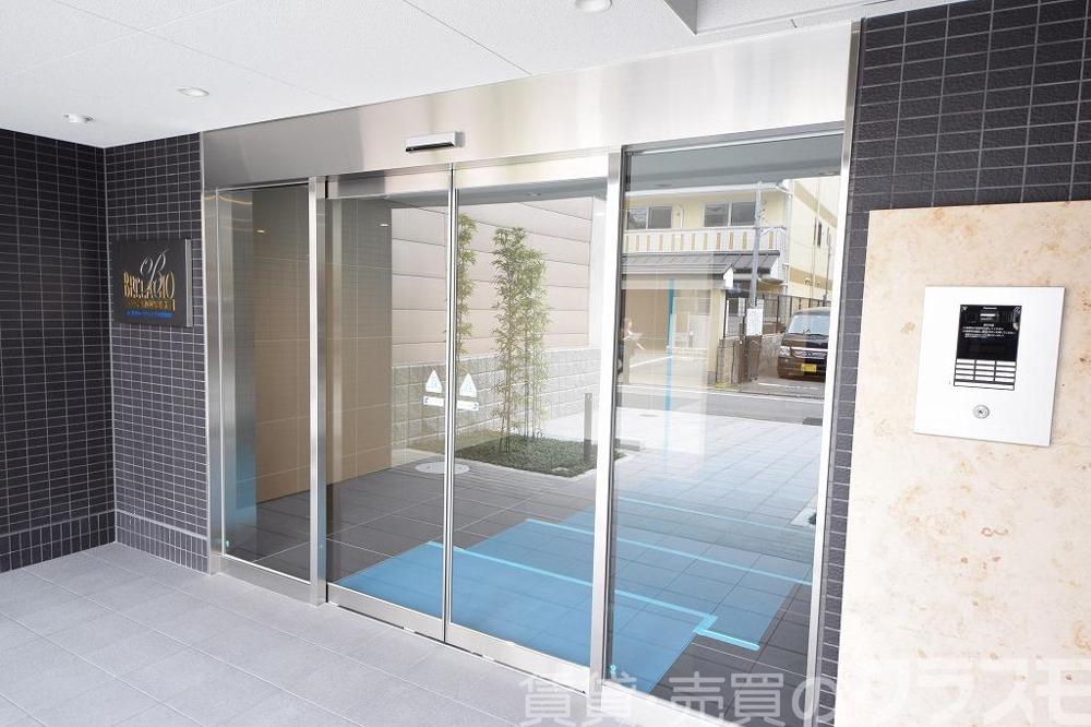 29/30 エントランス