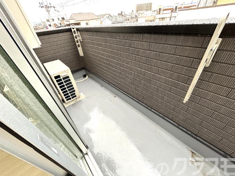 17/26 バルコニー
