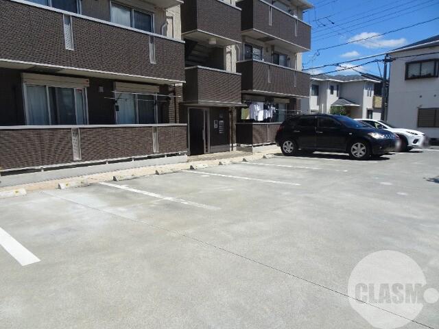 22/29 駐車場
