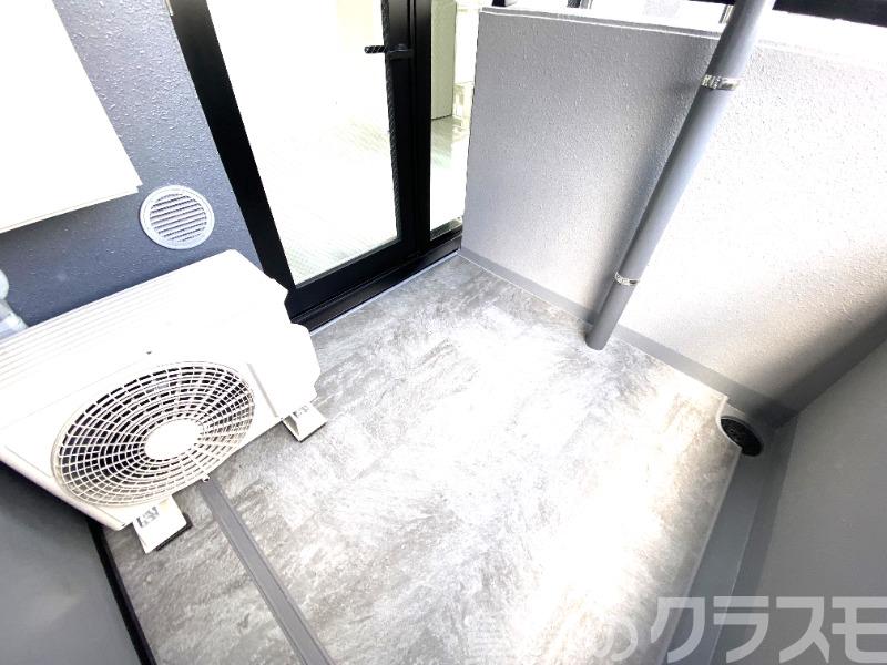 16/27 バルコニー