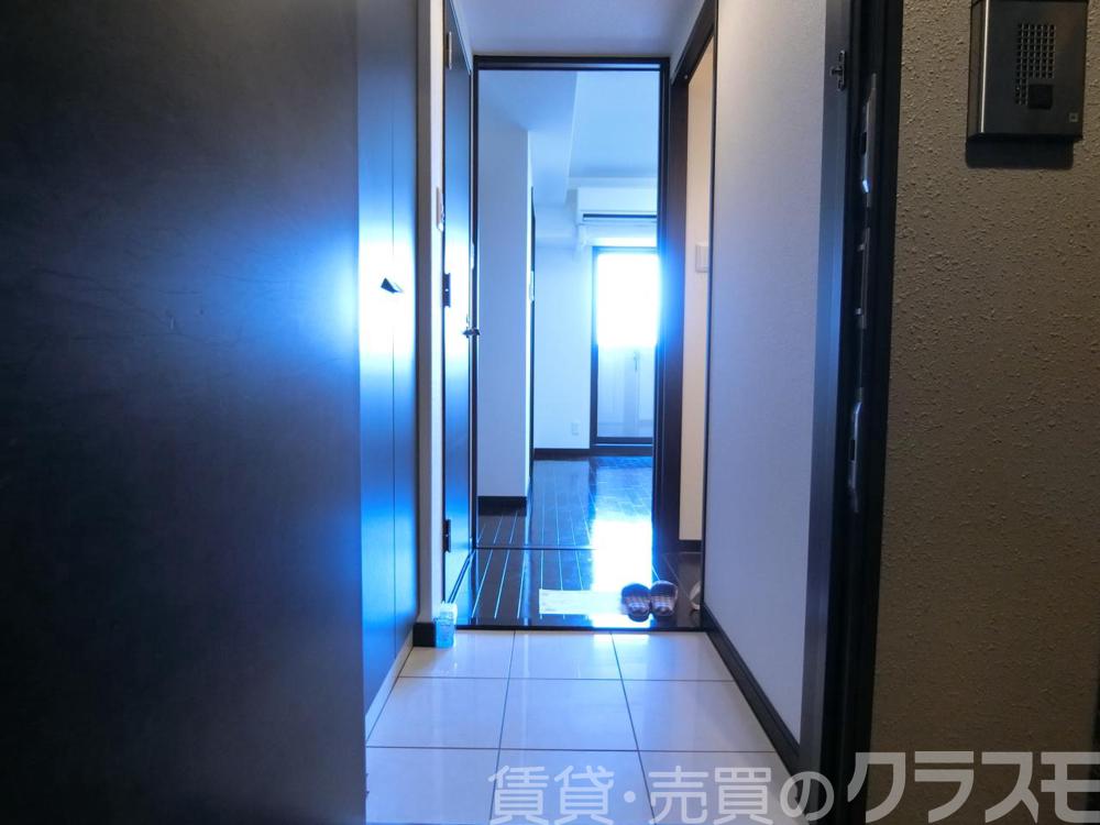 16/30 玄関