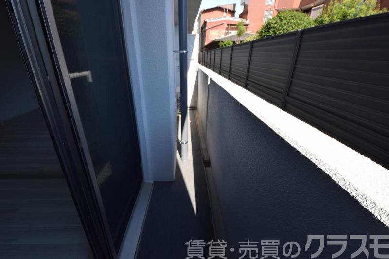 23/30 バルコニー