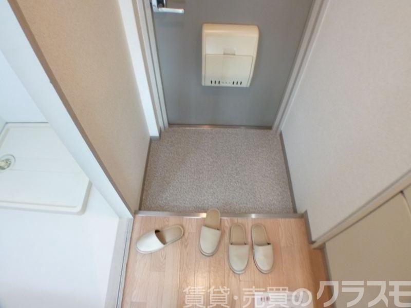 17/30 玄関